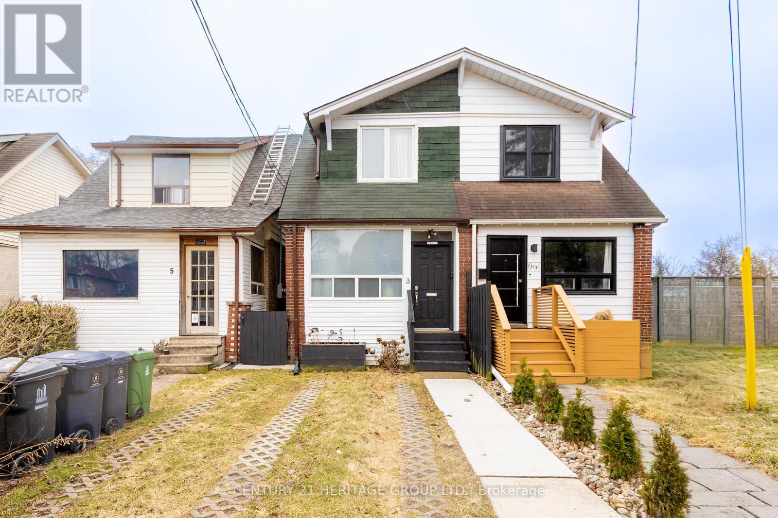 Semi-Detached/Link at 3 DENTON AVENUE, Toronto (Crescent Town)