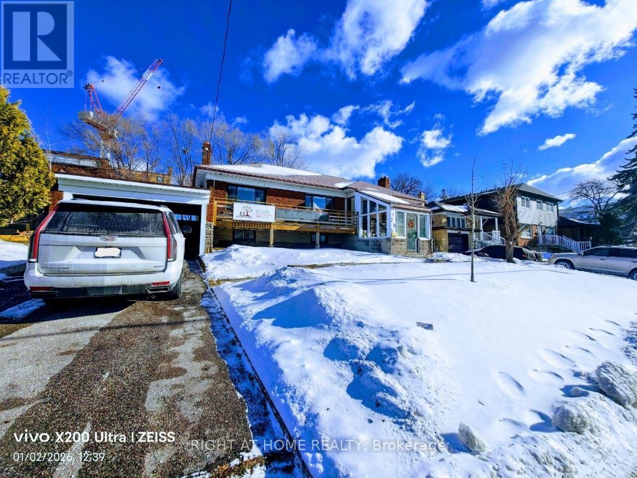 Detached at MAIN FLOOR - 1785 VICTORIA PK AVENUE, Toronto (Wexford-Maryvale)