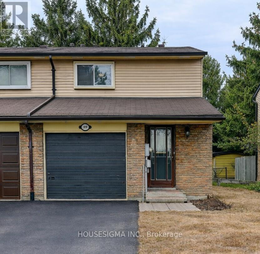 Townhouse at 29 - 927 BURNS STREET W, Whitby (Lynde Creek)
