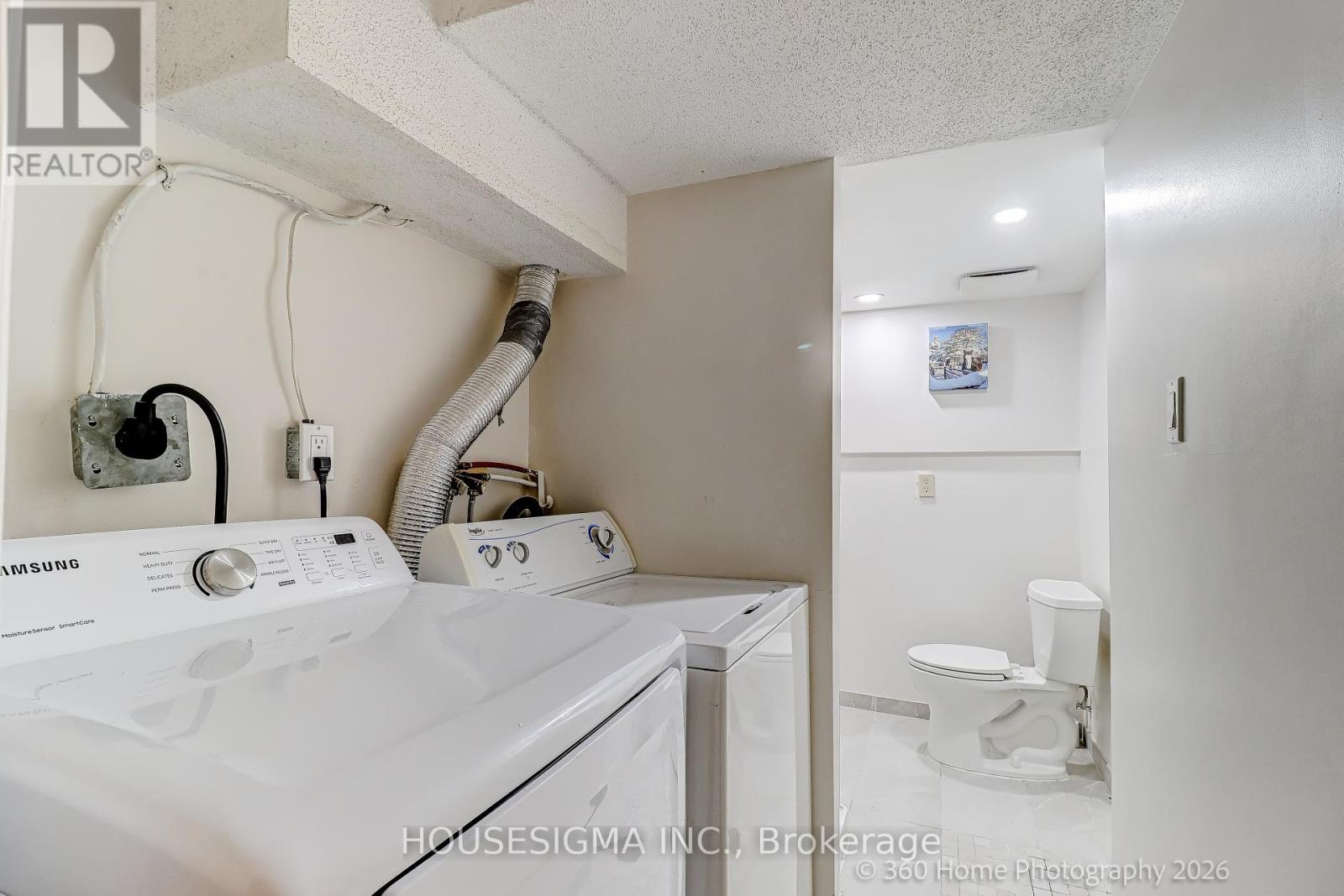 Townhouse at 29 - 927 BURNS STREET W, Whitby