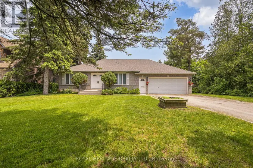 Detached at 527 ROUGEMOUNT DRIVE, Pickering