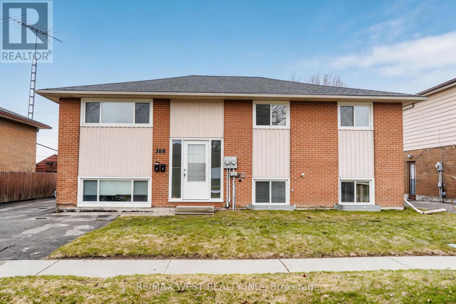 Multiplex at 361 DWIGHT AVENUE, Oshawa (Lakeview)