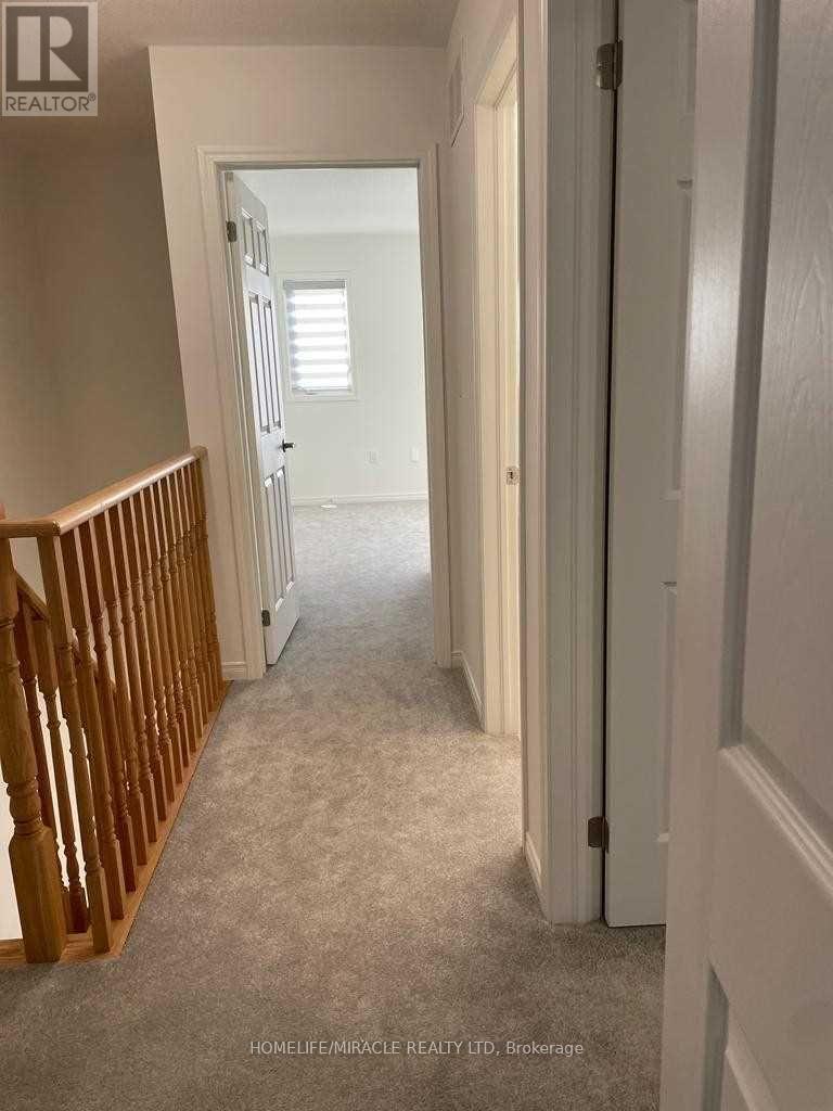 Townhouse at 1392 CORAL SPRINGS PATH, Oshawa
