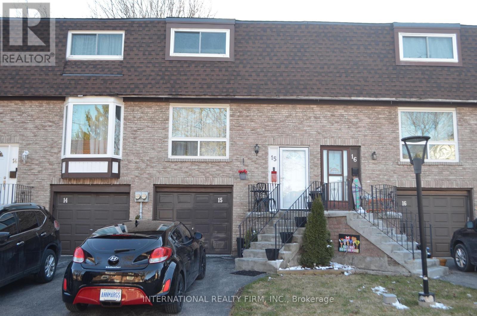 Townhouse at 15 - 222 PEARSON STREET, Oshawa (O'Neill)