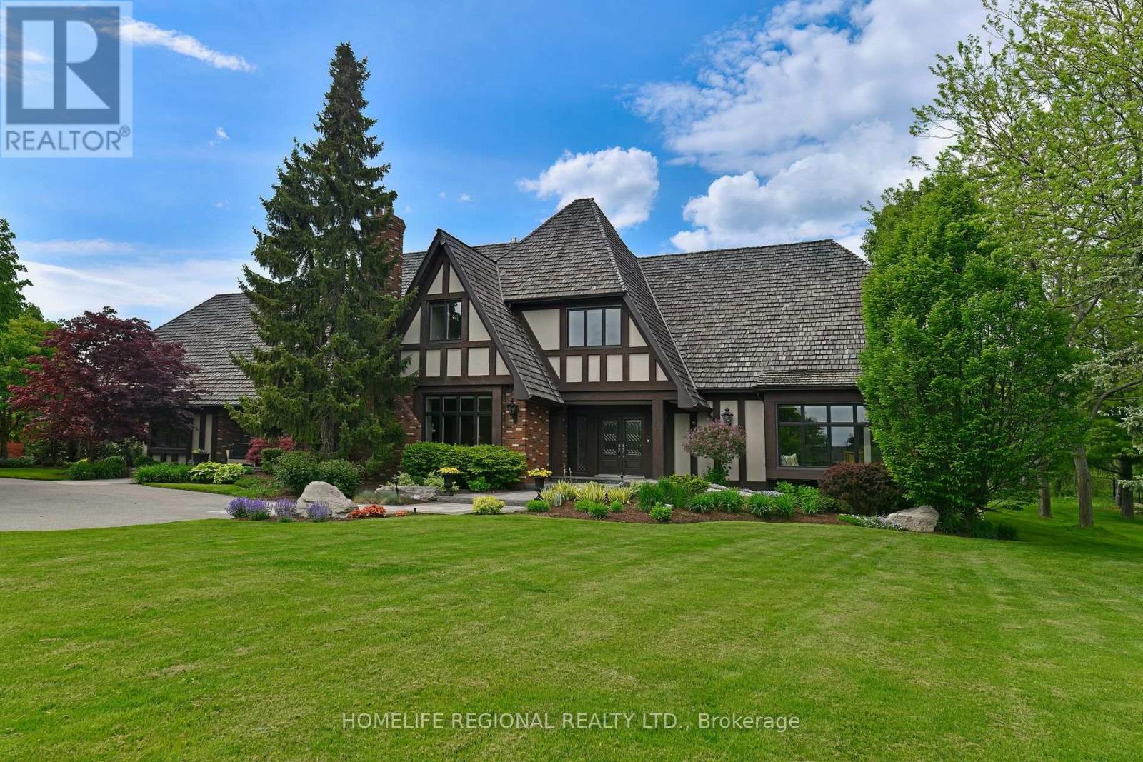 Detached at 14 BUGGEY LANE, Ajax (Northeast Ajax)