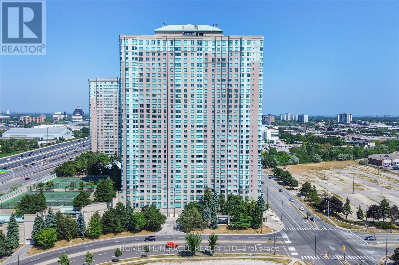Apartment at 3521 - 68 CORPORATE DRIVE, Toronto (Woburn)