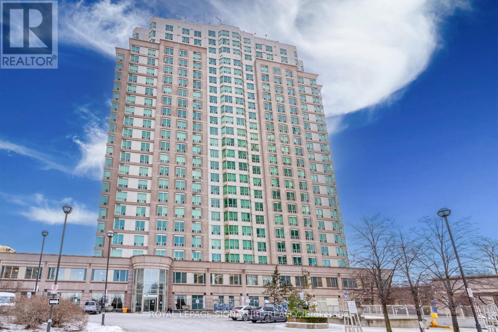 Apartment at 1203 - 1 LEE CENTRE DRIVE, Toronto (Woburn)
