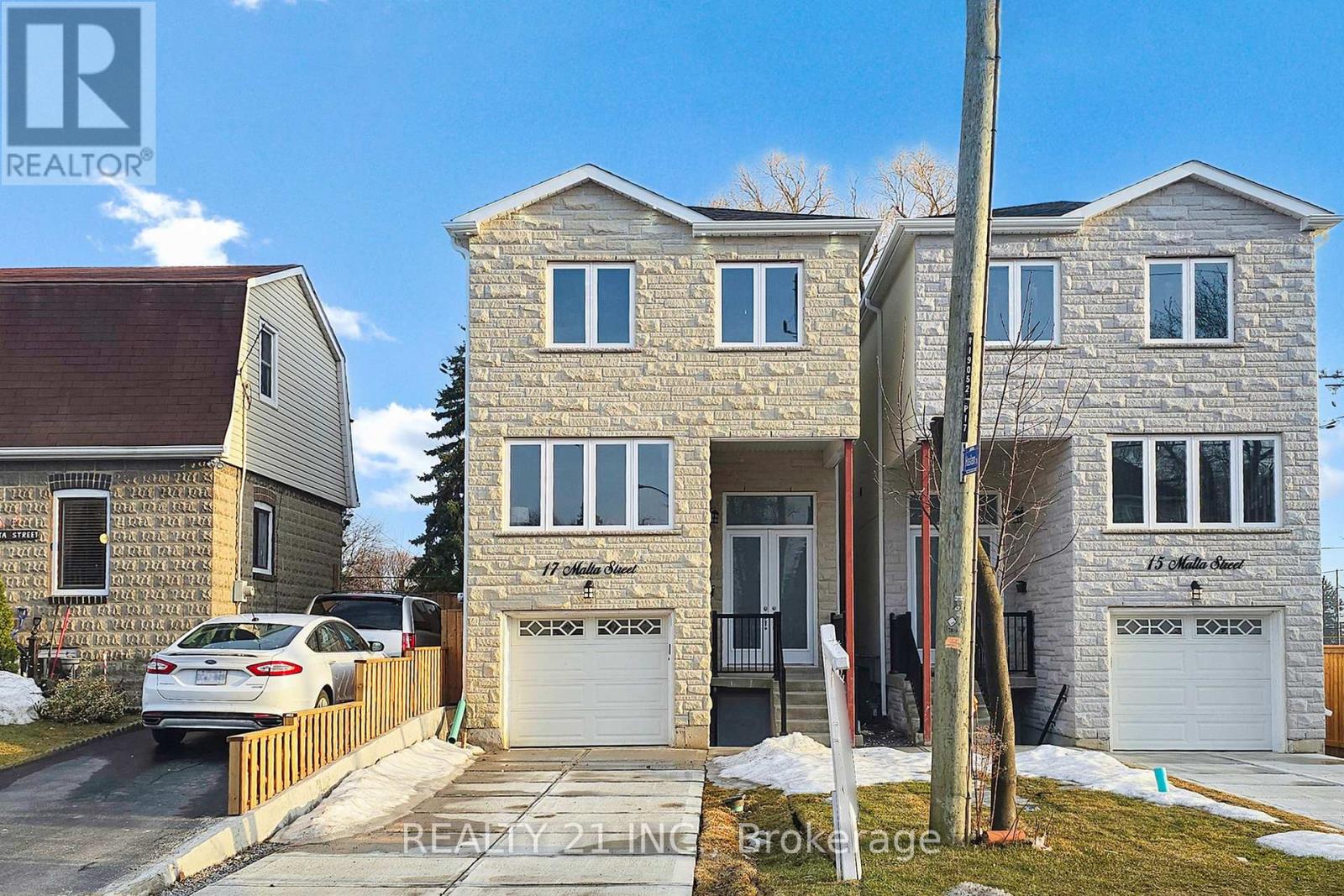 Detached at 15 MALTA STREET, Toronto (Birchcliffe-Cliffside)