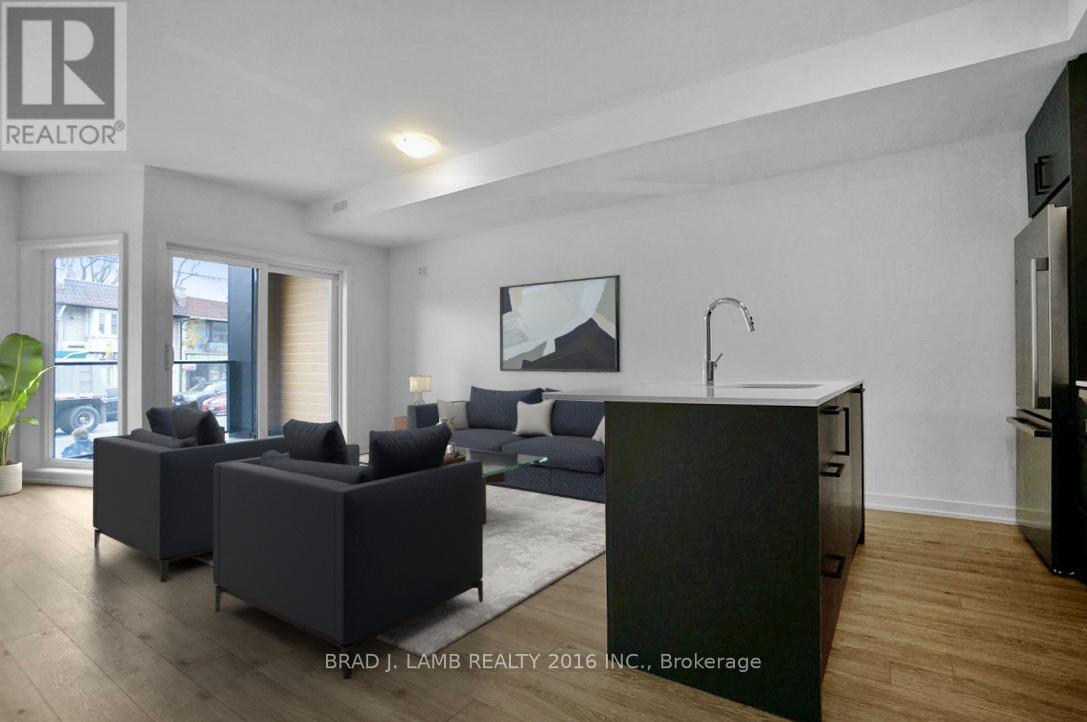 Townhouse at 11 - 35 BIRCHCLIFF AVENUE, Toronto (Birchcliffe-Cliffside)
