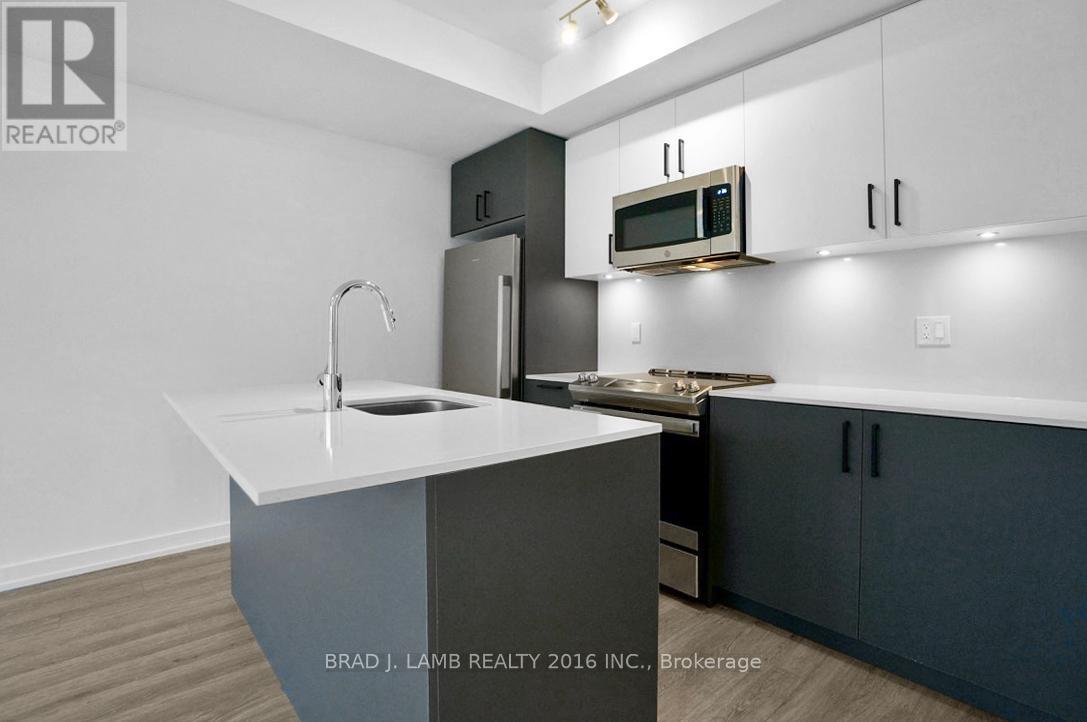 Townhouse at 11 - 35 BIRCHCLIFF AVENUE, Toronto