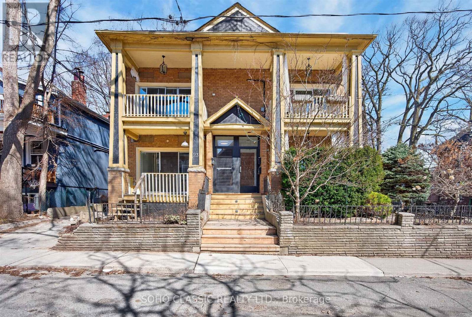 Multiplex at MAIN FLOOR - 23 FERNWOOD PARK AVENUE, Toronto (The Beaches)