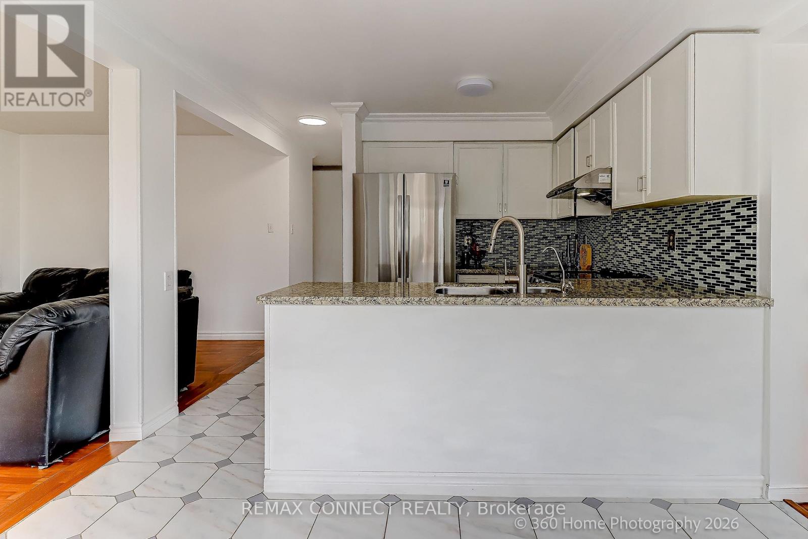 Detached at 4 MAYFLOWER STREET S, Whitby