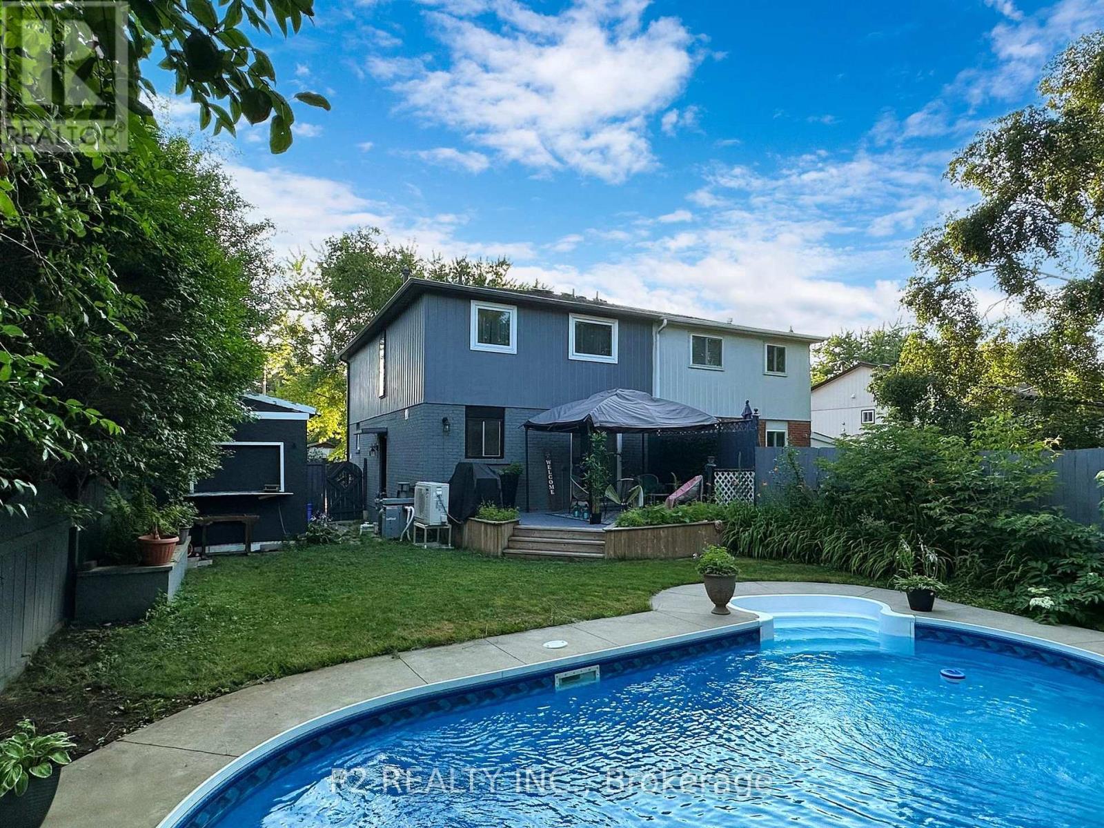 Semi-Detached/Link at 411 ROSEDALE DRIVE, Whitby (Downtown Whitby)