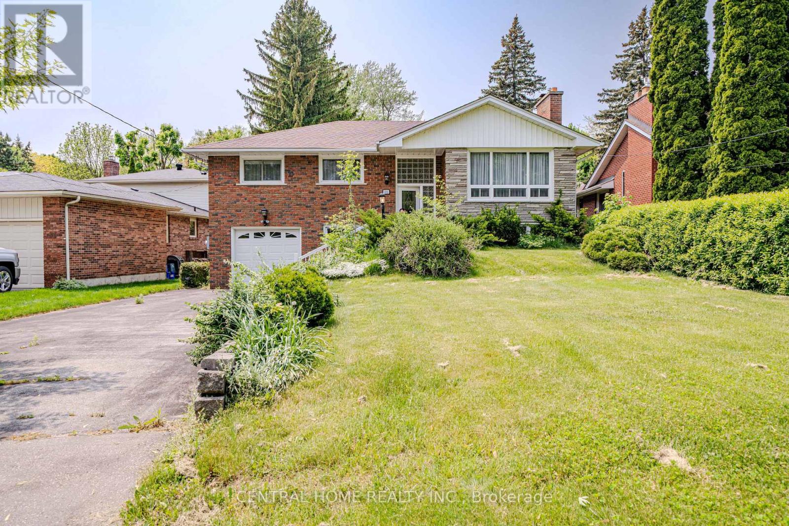Detached at 102 MEADOWVALE ROAD, Toronto (Centennial Scarborough)