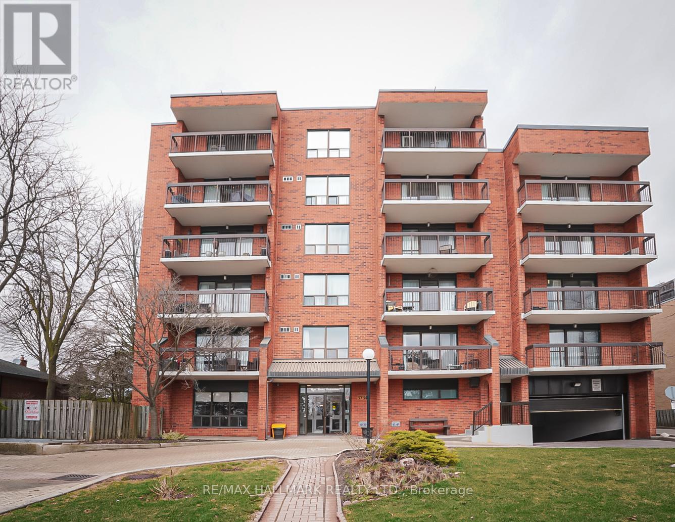 Apartment at 203 - 3734 ST CLAIR AVENUE E, Toronto (Cliffcrest)