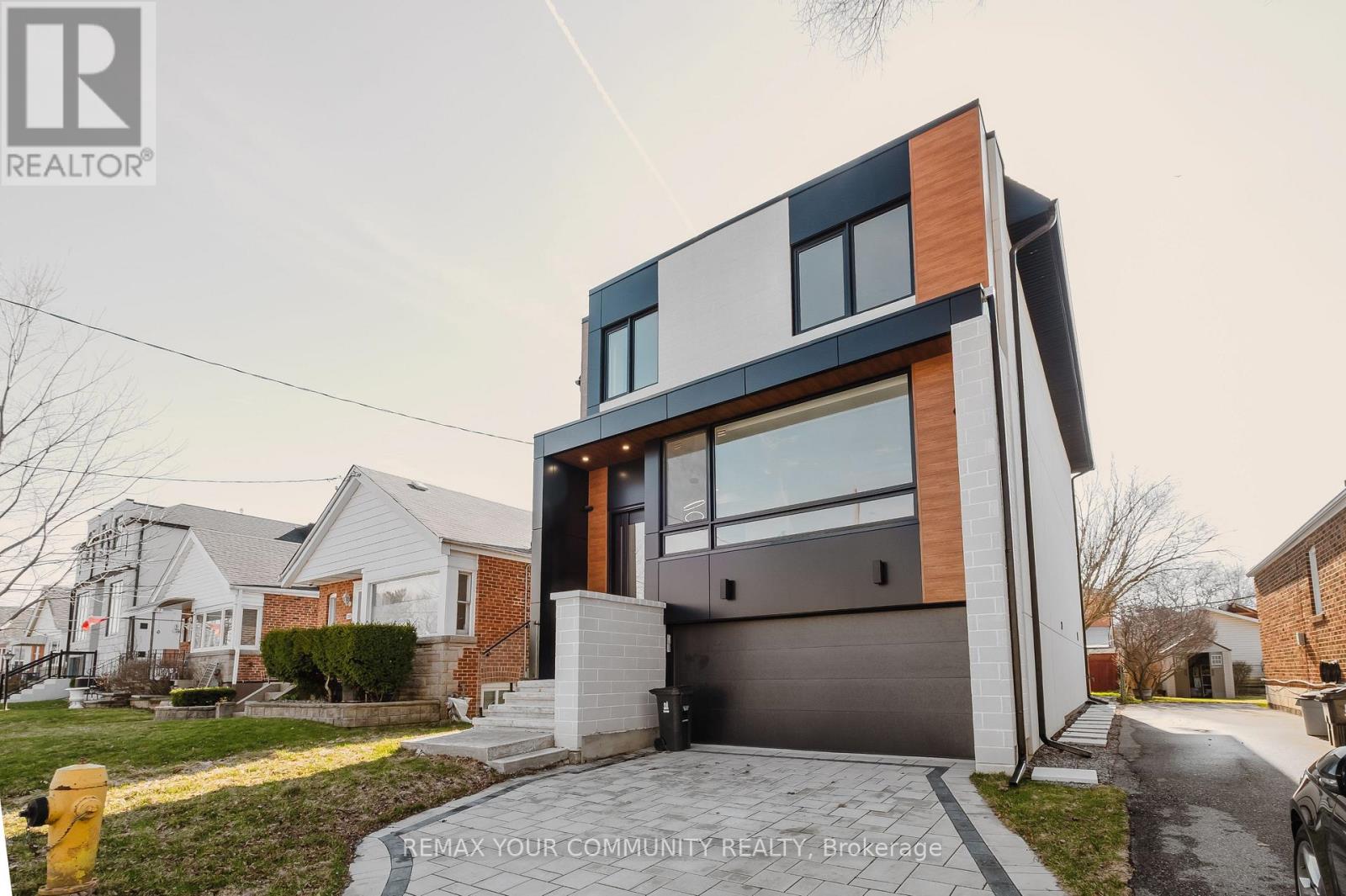 Detached at 360 WOODMOUNT AVENUE, Toronto (East York)