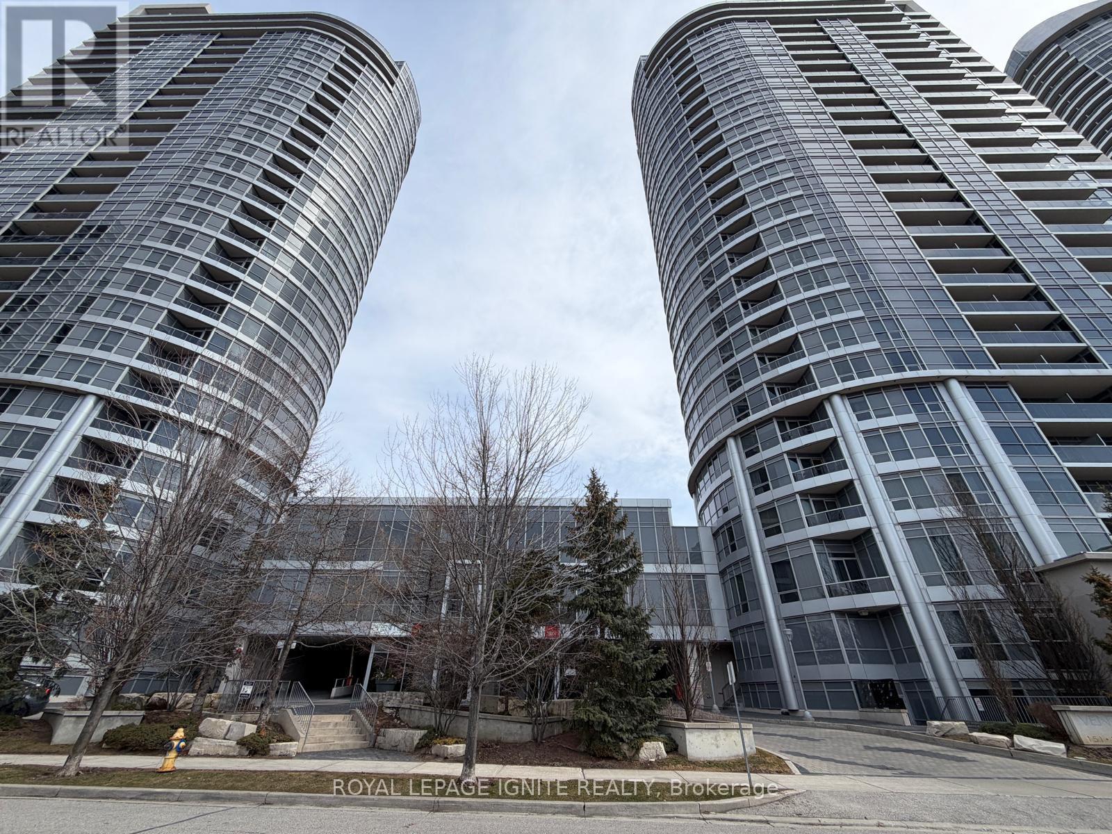 Apartment at 2001 - 151 VILLAGE GREEN SQUARE, Toronto (Agincourt South-Malvern West)