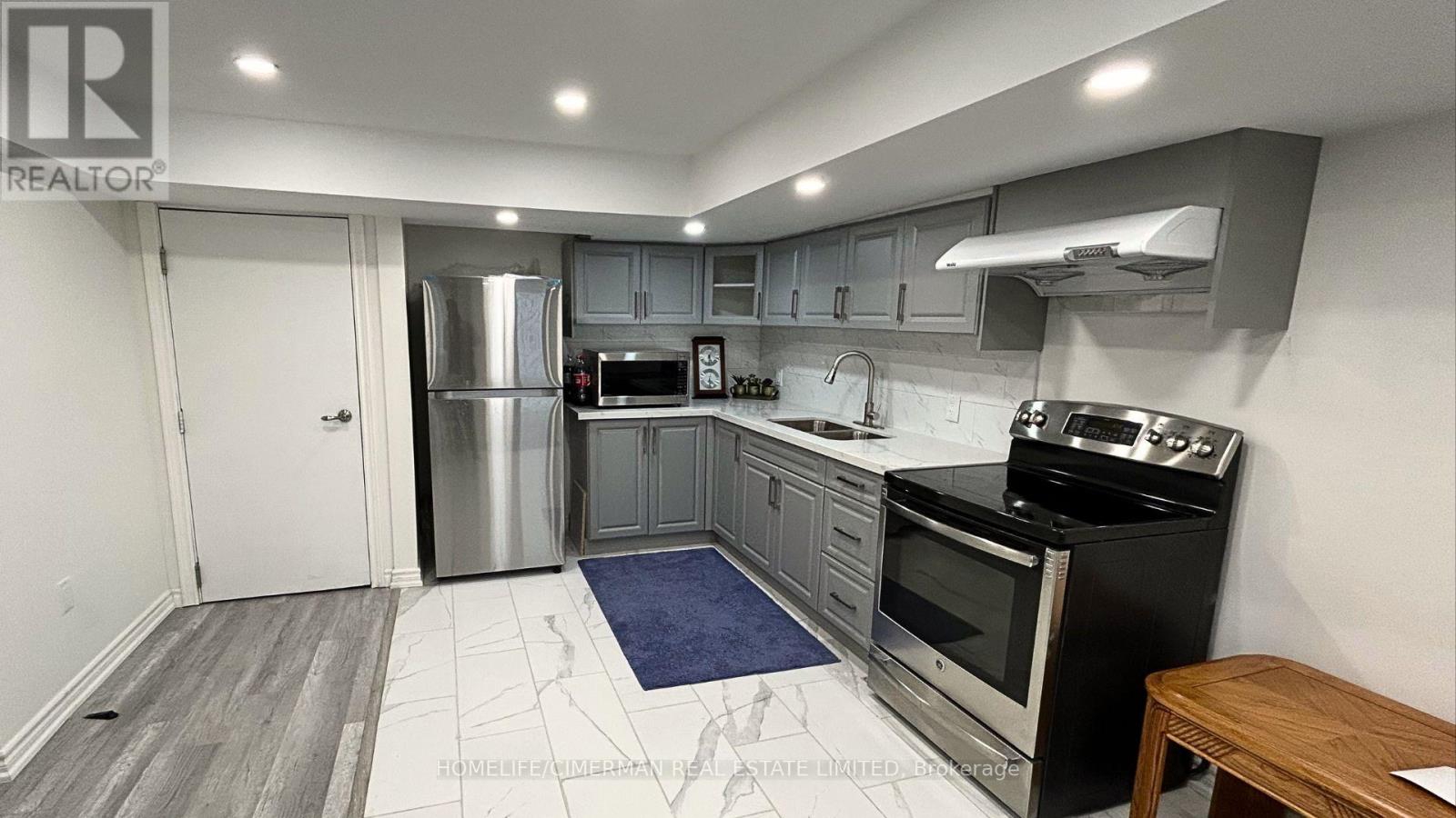 Detached at B - 133 SHARAVOGUE AVENUE, Oshawa (Windfields)