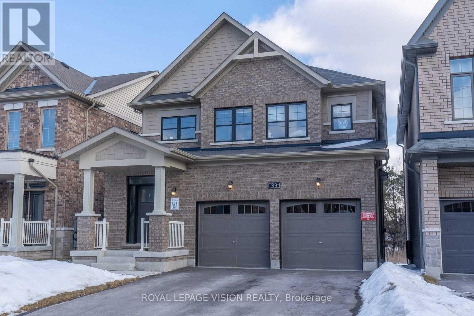 Detached at 33 BREMNER STREET, Whitby (Rolling Acres)