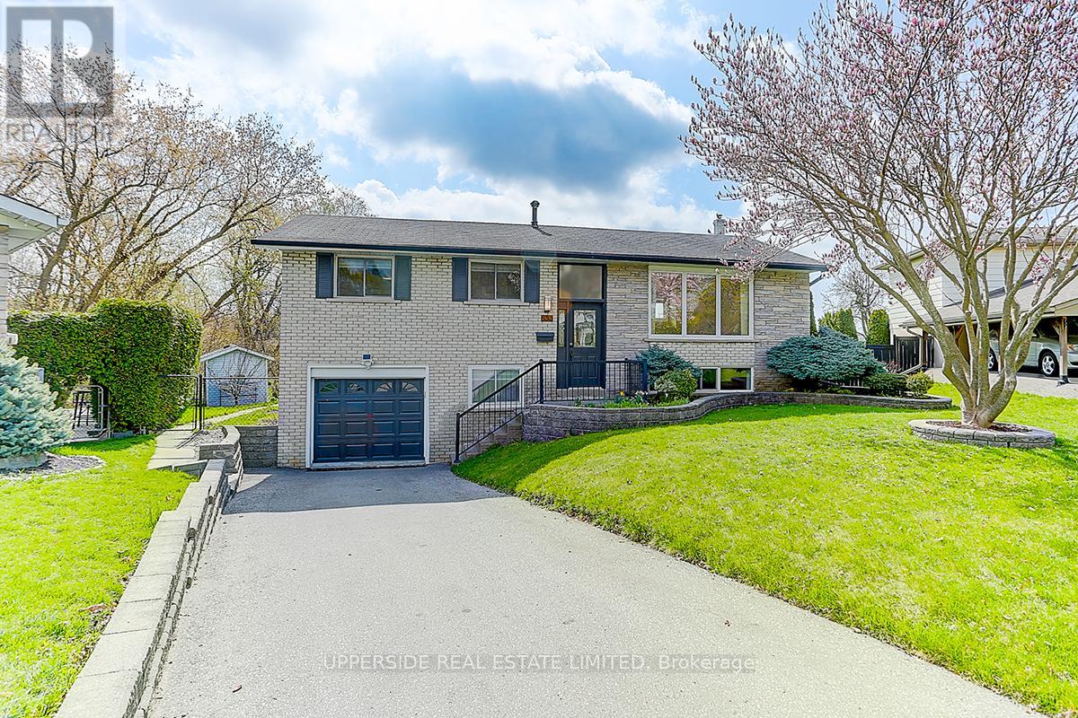 Detached at 853 CAPRI COURT E, Oshawa (Donevan)