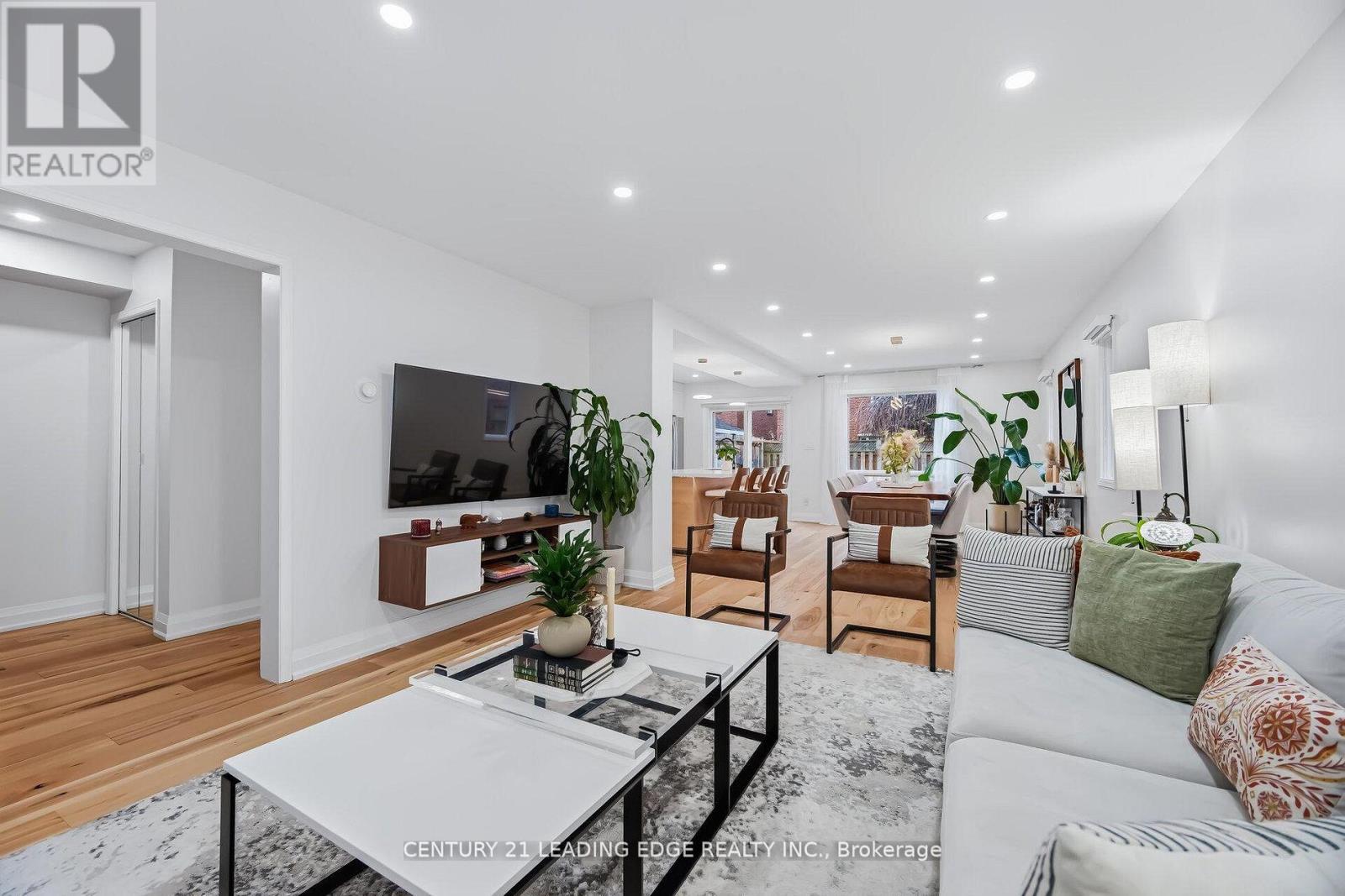 Detached at 923 REDBIRD CRESCENT, Pickering (Liverpool)