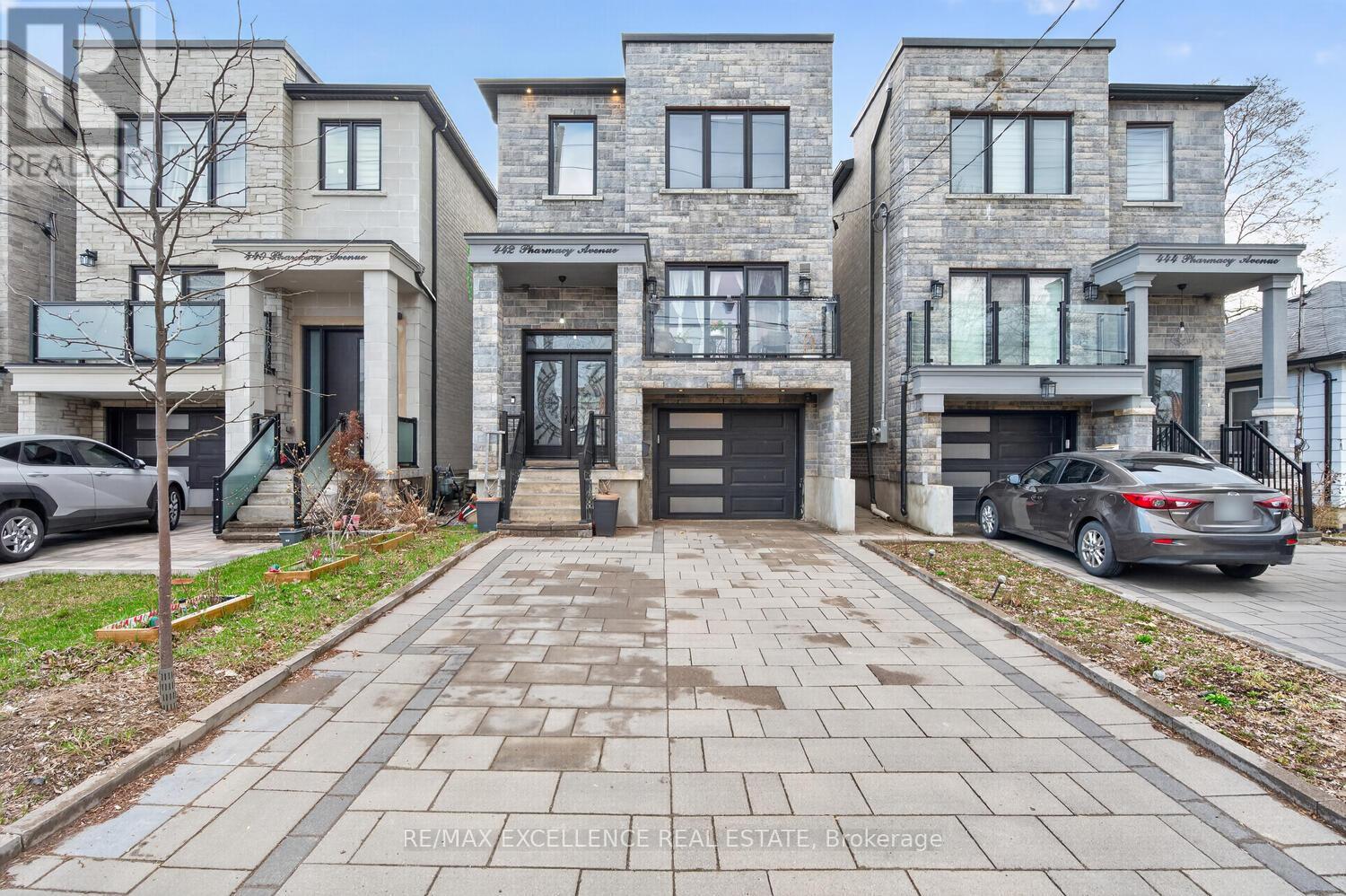 Detached at 442 PHARMACY AVENUE S, Toronto (Clairlea-Birchmount)