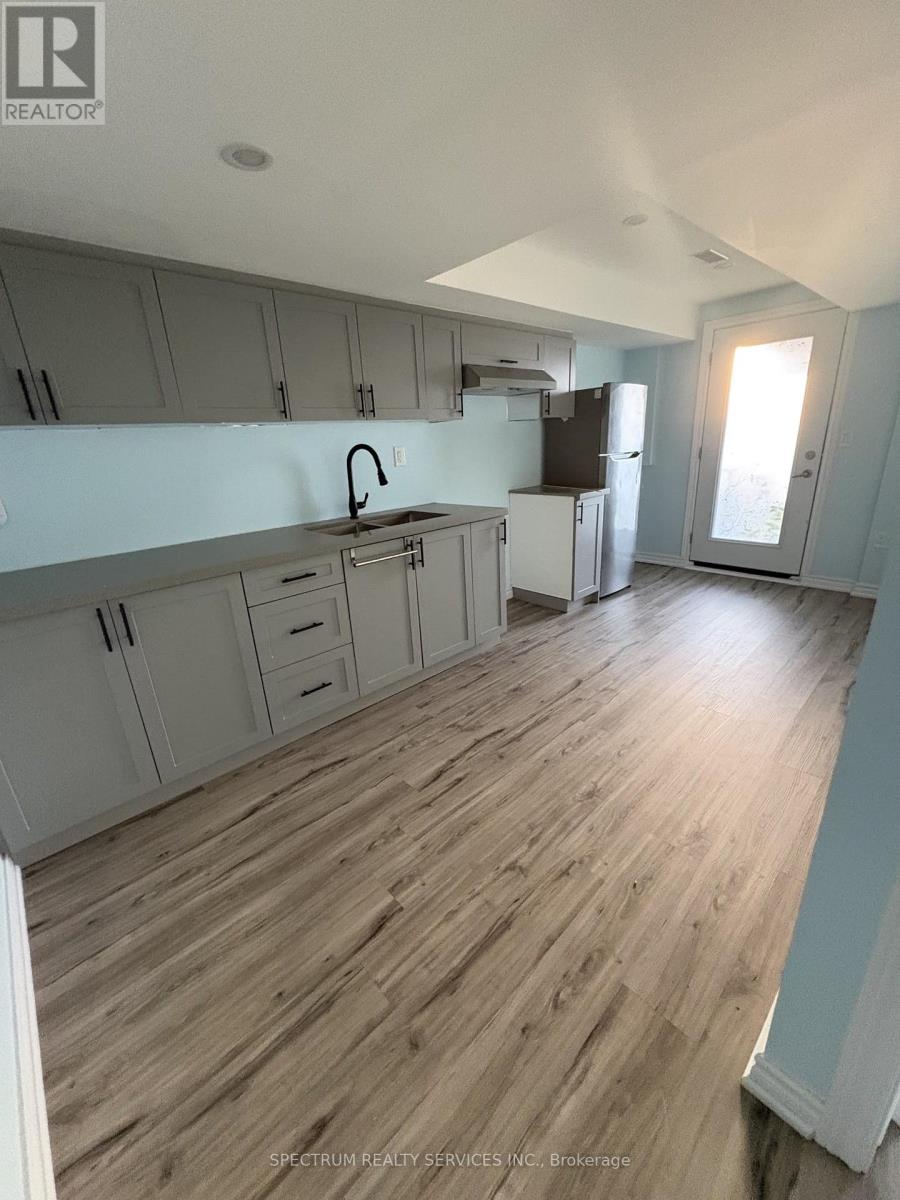 Townhouse at 1816 SILVERSTONE CRESCENT, Oshawa (Samac)