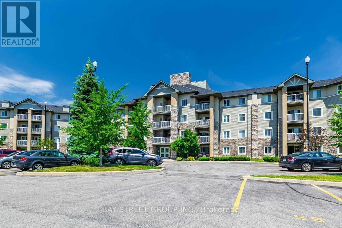 Apartment at 429 - 684 WARDEN AVENUE, Toronto (Clairlea-Birchmount)