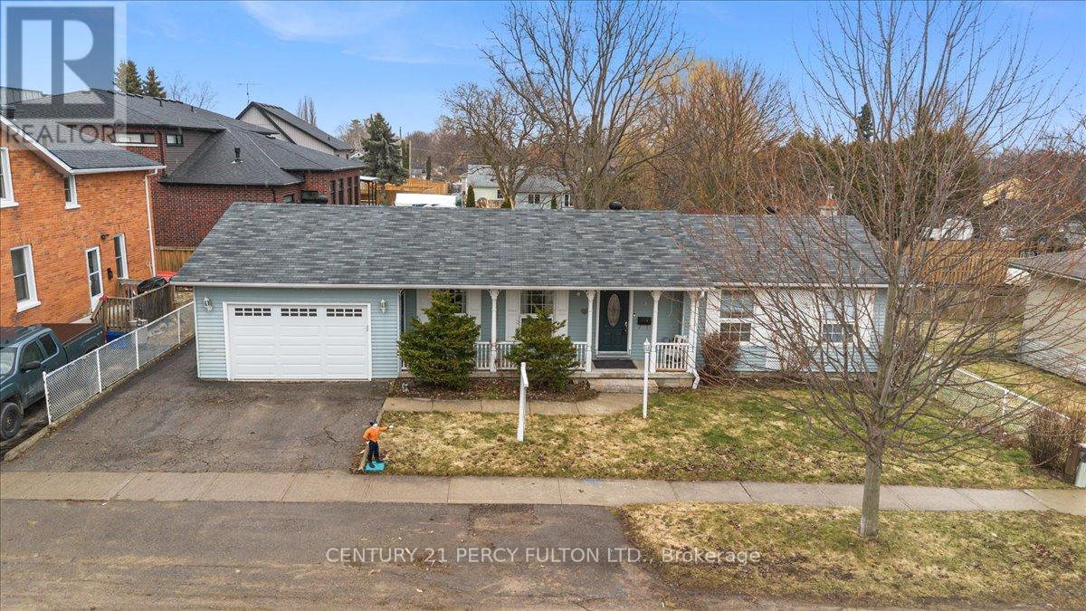 Detached at 5 DURHAM STREET, Clarington (Bowmanville)