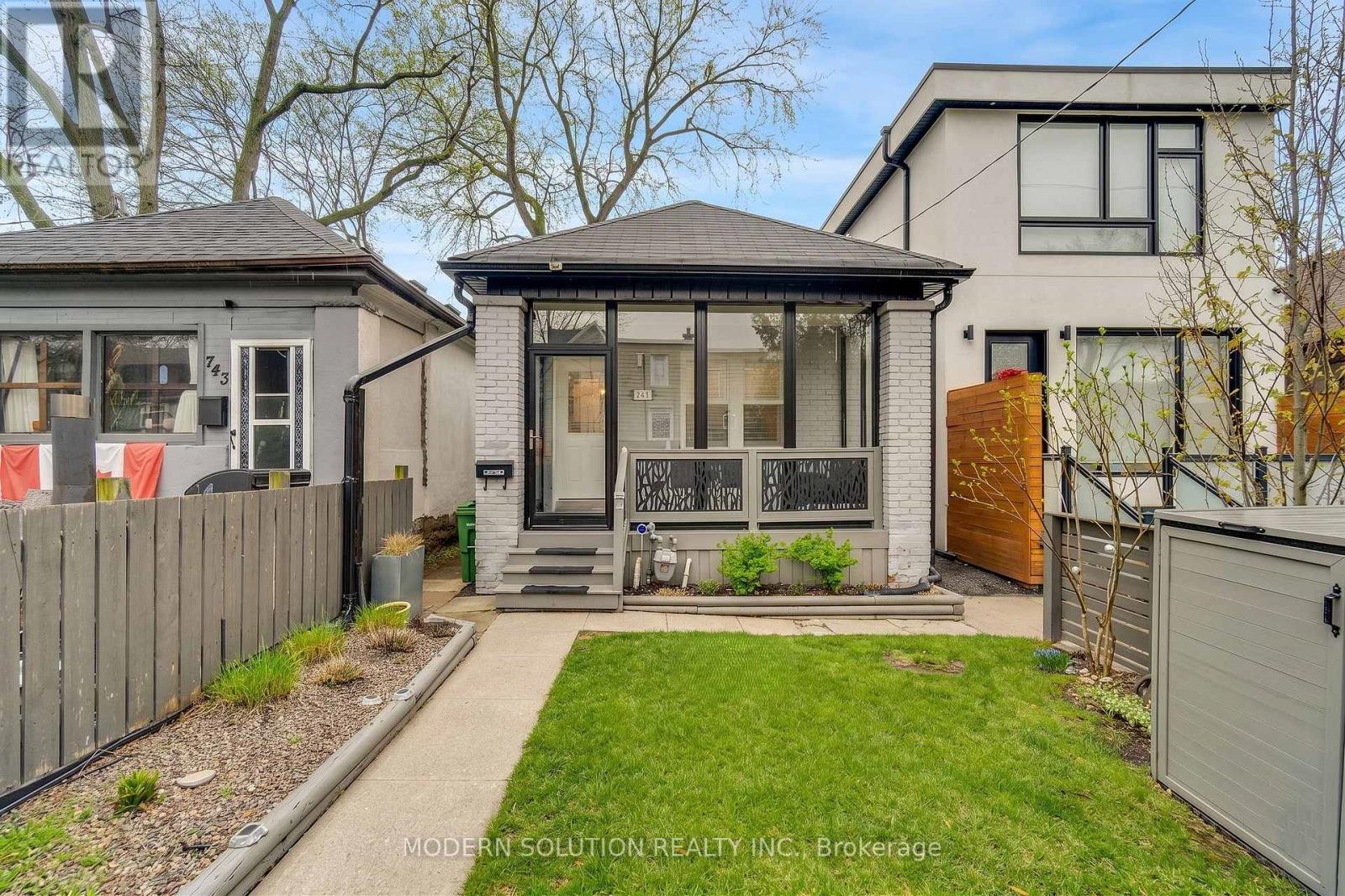 Detached at 741 MILVERTON BOULEVARD, Toronto (Woodbine-Lumsden)