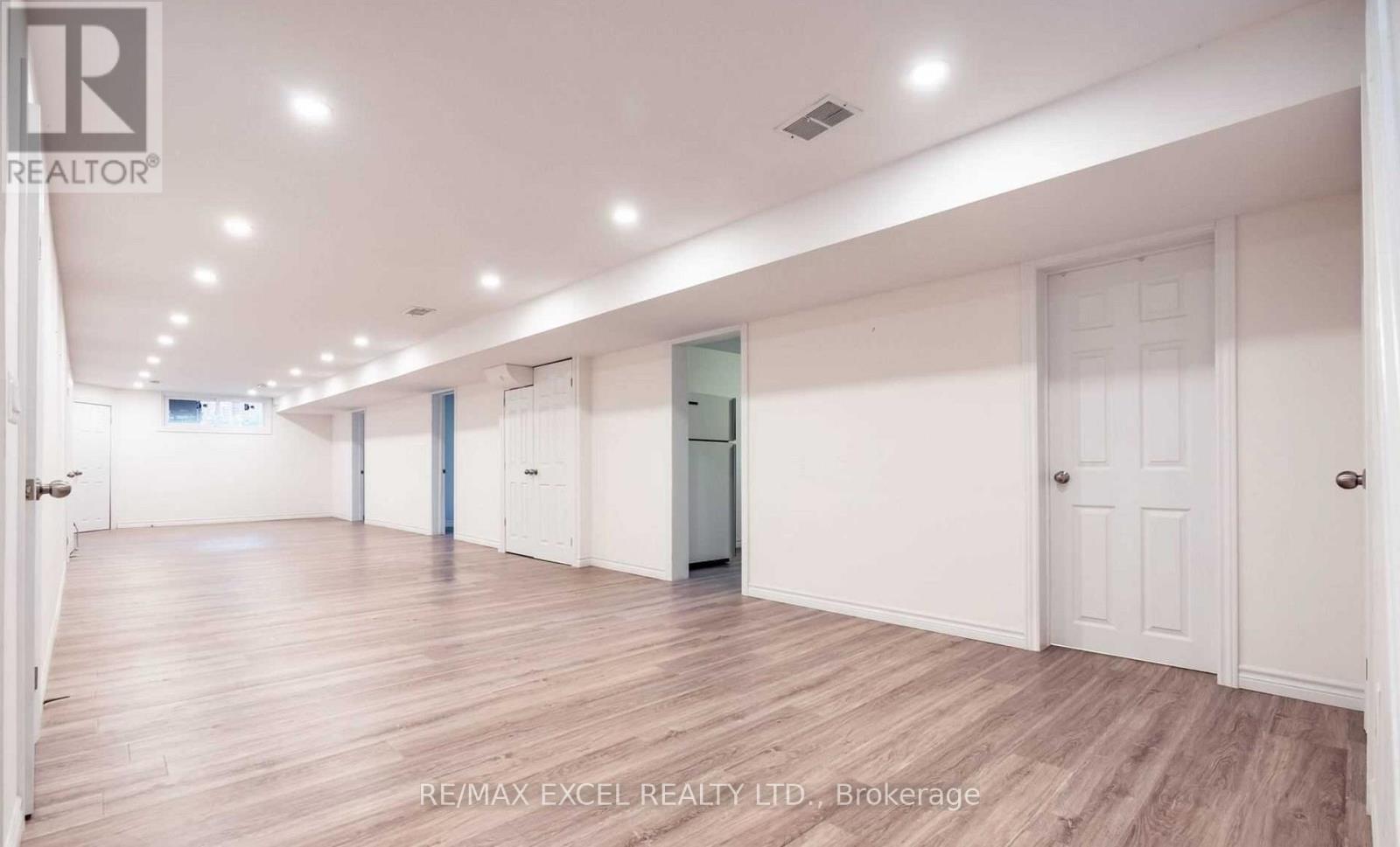 Multiplex at 899 GLEN STREET, Oshawa (Lakeview)