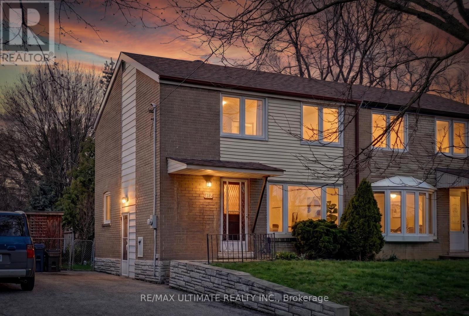 Semi-Detached/Link at 128 WOODFERN DRIVE, Toronto (Ionview)
