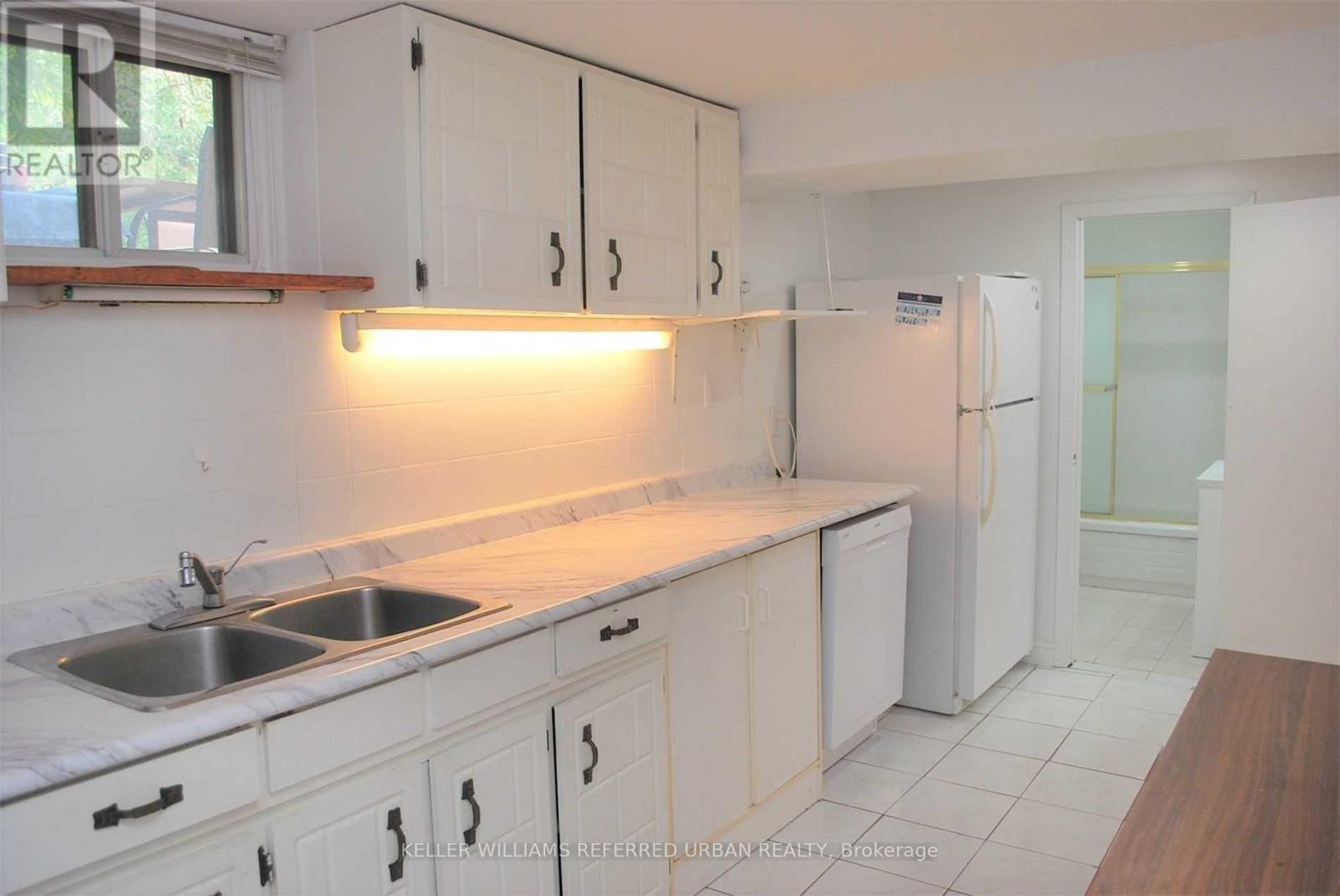 Detached at BSMT - 53 SILVIO AVENUE, Toronto (Clairlea-Birchmount)