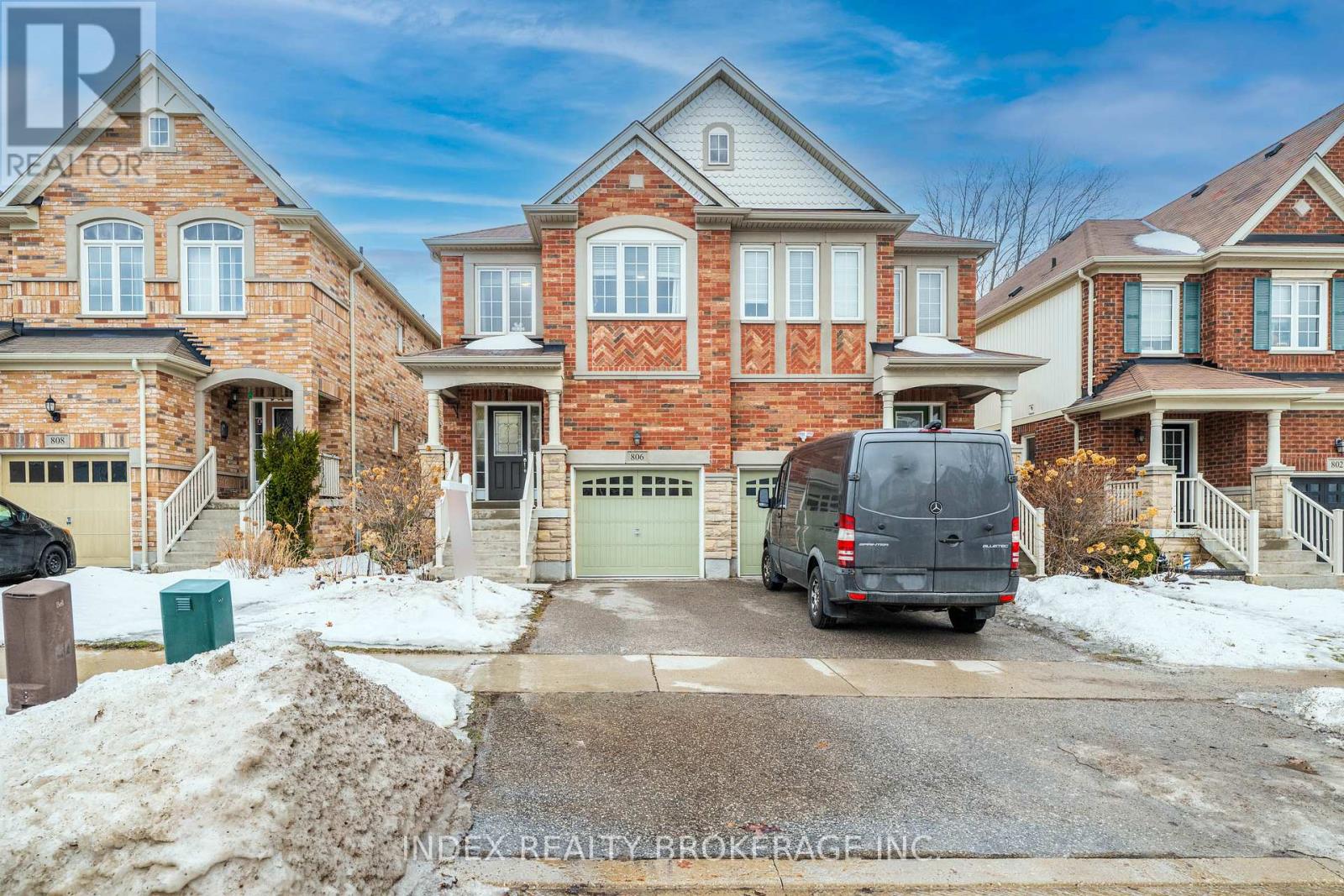 Semi-Detached/Link at 806 MCCUE DRIVE, Oshawa (Taunton)