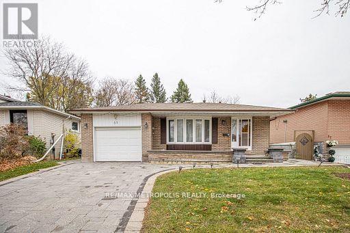 Detached at BSMT - 37 ALBACORE CRESCENT, Toronto (Woburn)