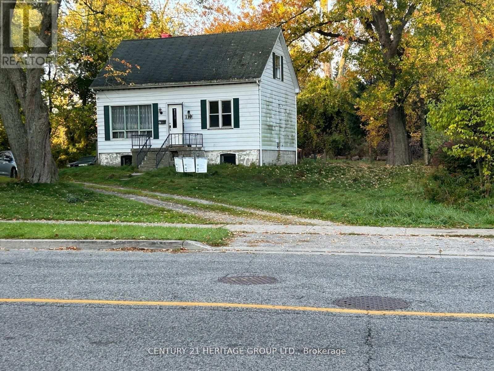Detached at 110 MANSE ROAD, Toronto (West Hill)