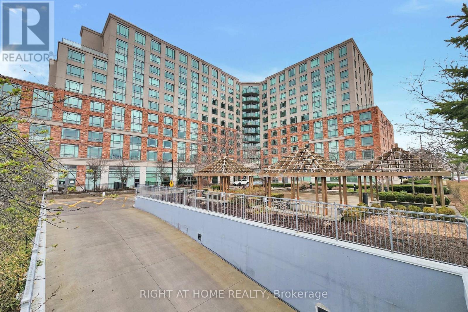 Apartment at 807 - 2020 MCNICOLL AVENUE, Toronto (Milliken)