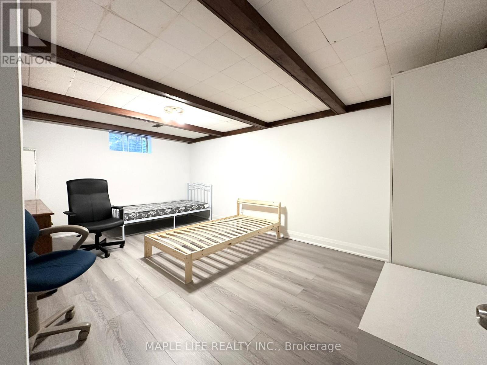 Detached at BSMT - 37 PINEMEADOW BOULEVARD, Toronto