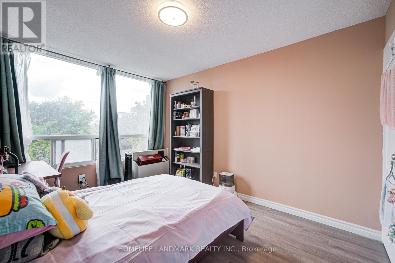 Apartment at 303 - 1 REIDMOUNT AVENUE, Toronto