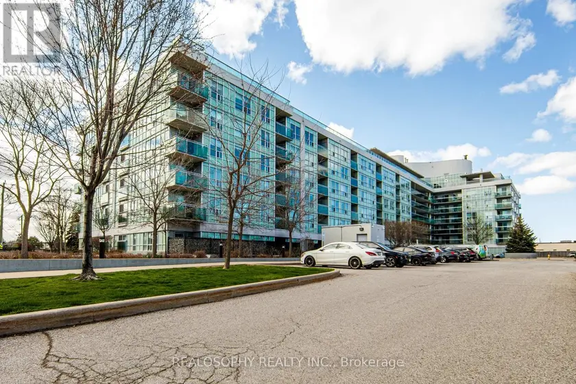 Apartment at 421 - 60 FAIRFAX CRESCENT, Toronto