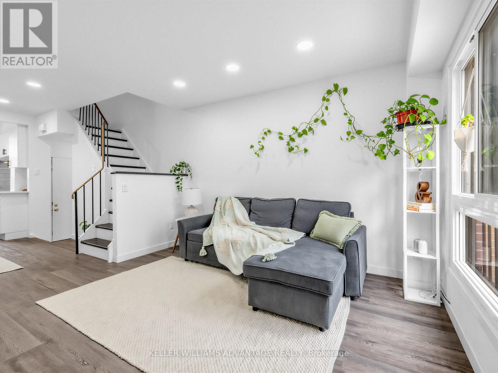 Townhouse at 159 - 275 BROADVIEW AVENUE, Toronto (South Riverdale)