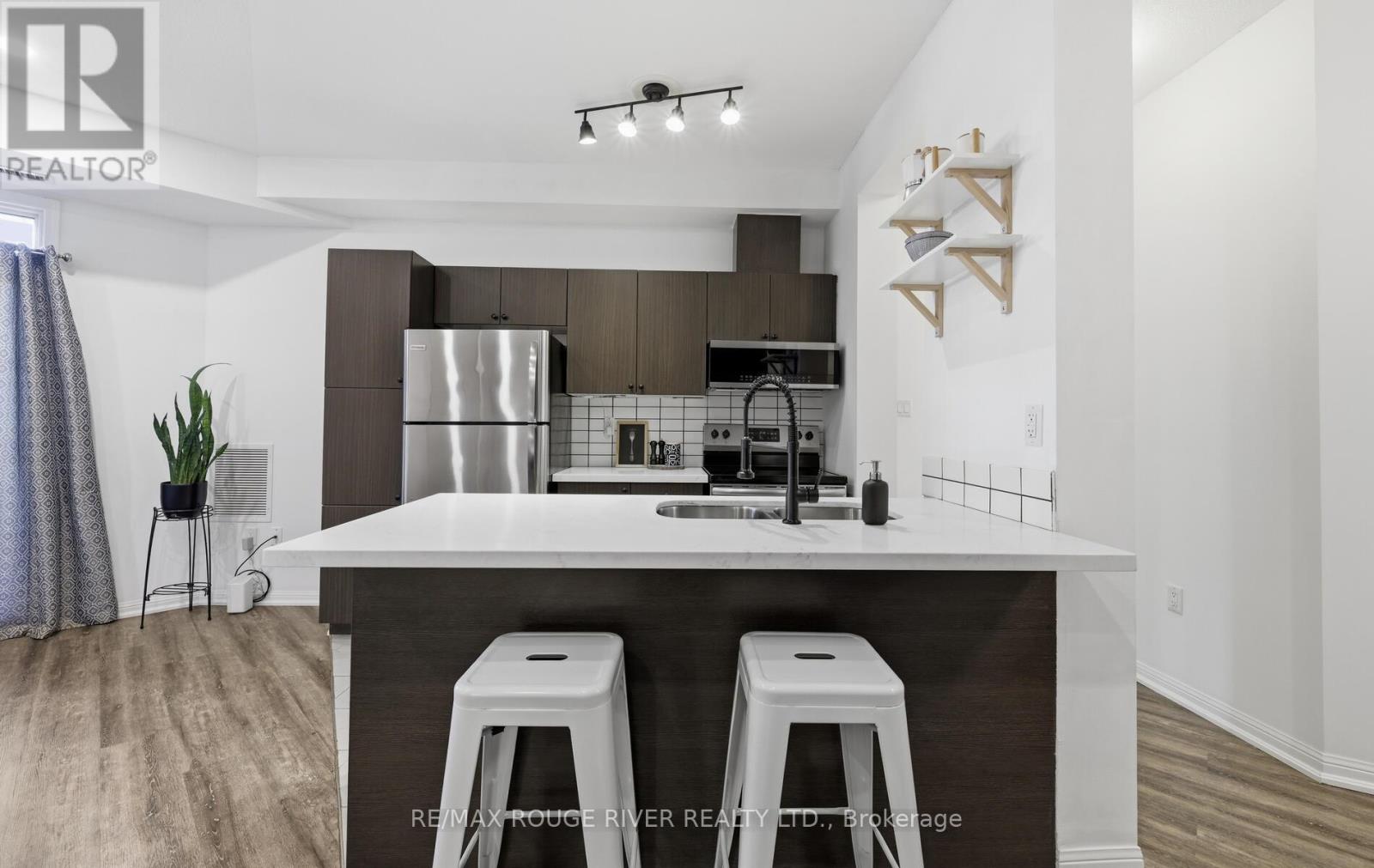 Apartment at 106 - 84 ASPEN SPRINGS DRIVE, Clarington