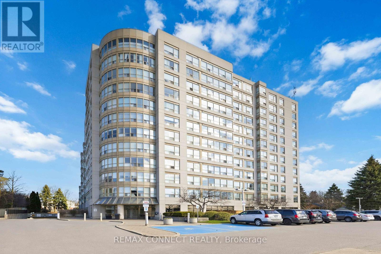 Apartment at 814 - 712 ROSSLAND ROAD, Whitby (Pringle Creek)
