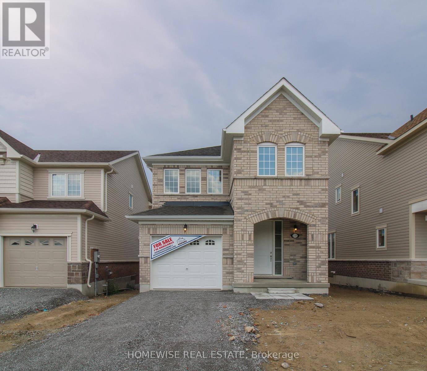 Detached at 239 ASH STREET, Scugog (Port Perry)