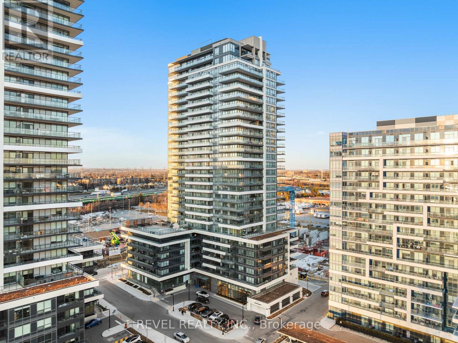 Apartment at 1704 - 1455 CELEBRATION DRIVE, Pickering (Bay Ridges)