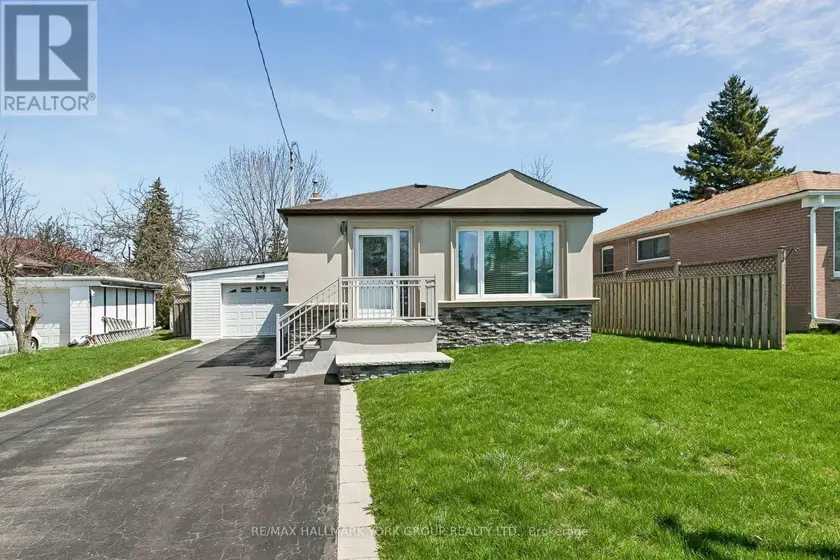 Detached at 5 LARMERE COURT, Toronto