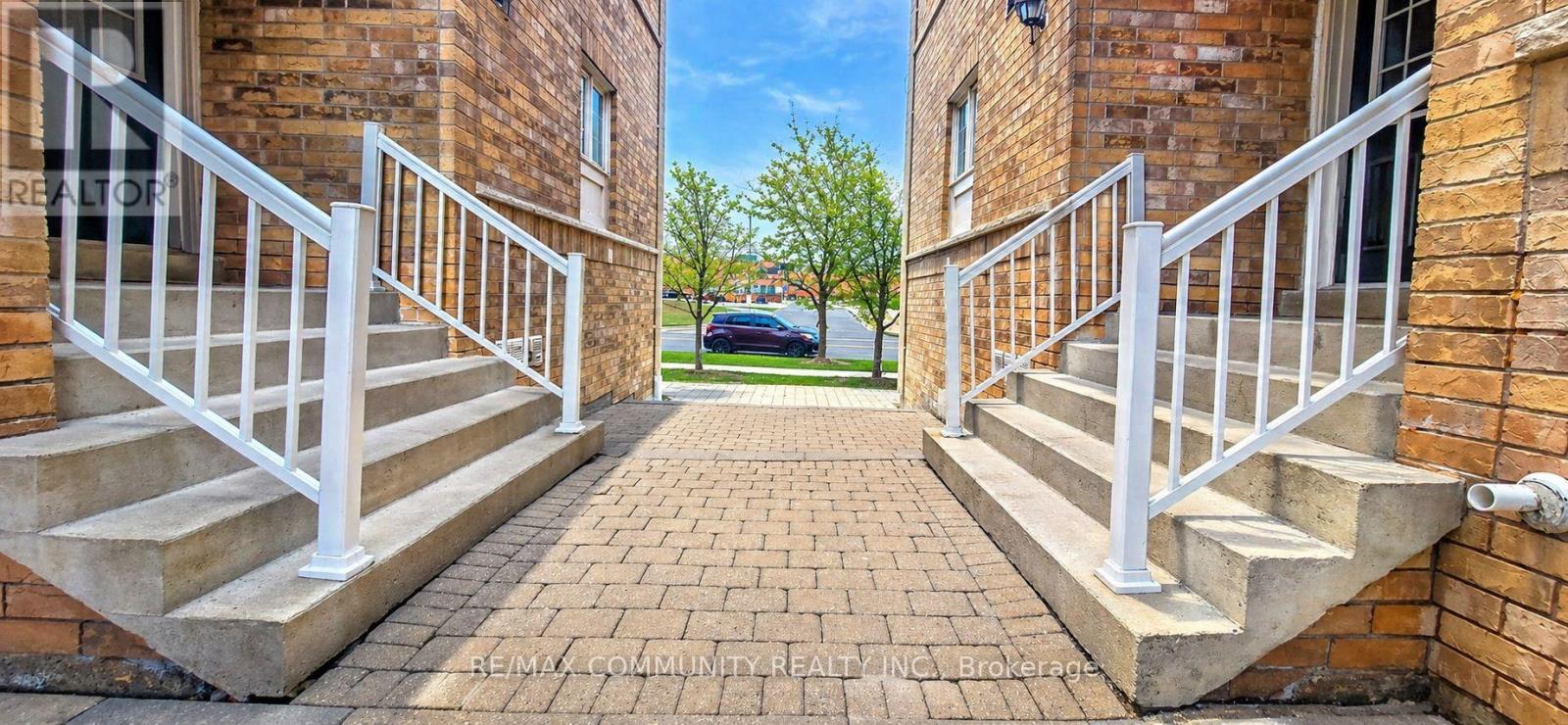 Townhouse at 115 - 200 MCLEVIN AVENUE, Toronto (Malvern)