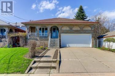 Detached at 100 NEWLANDS AVENUE, Toronto (Clairlea-Birchmount)