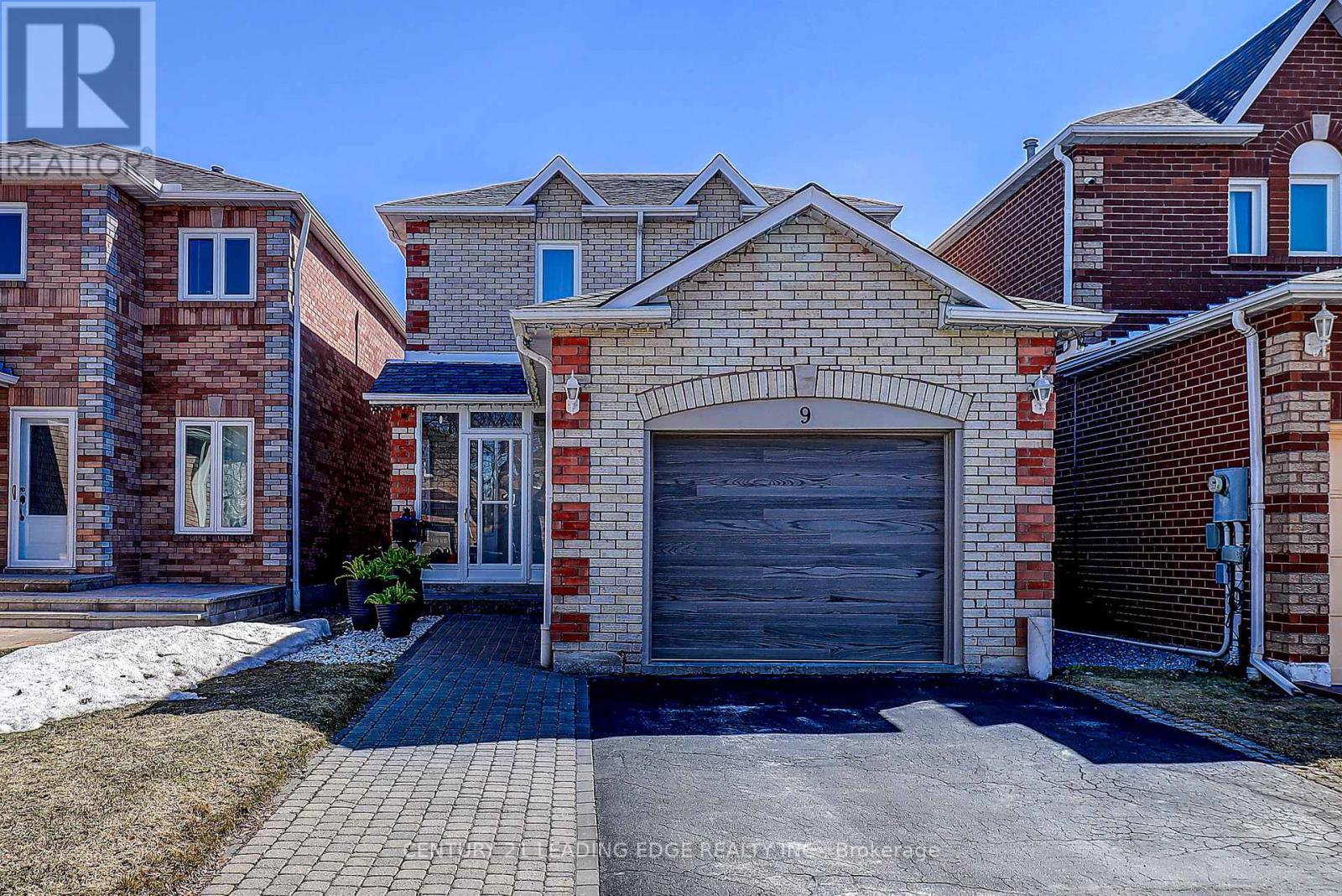 Detached at 9 CARD STREET, Ajax (Central West)