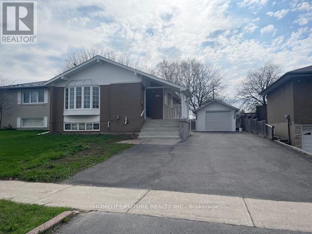 Detached at MAIN - 18 ALBACORE CRESCENT, Toronto (Woburn)